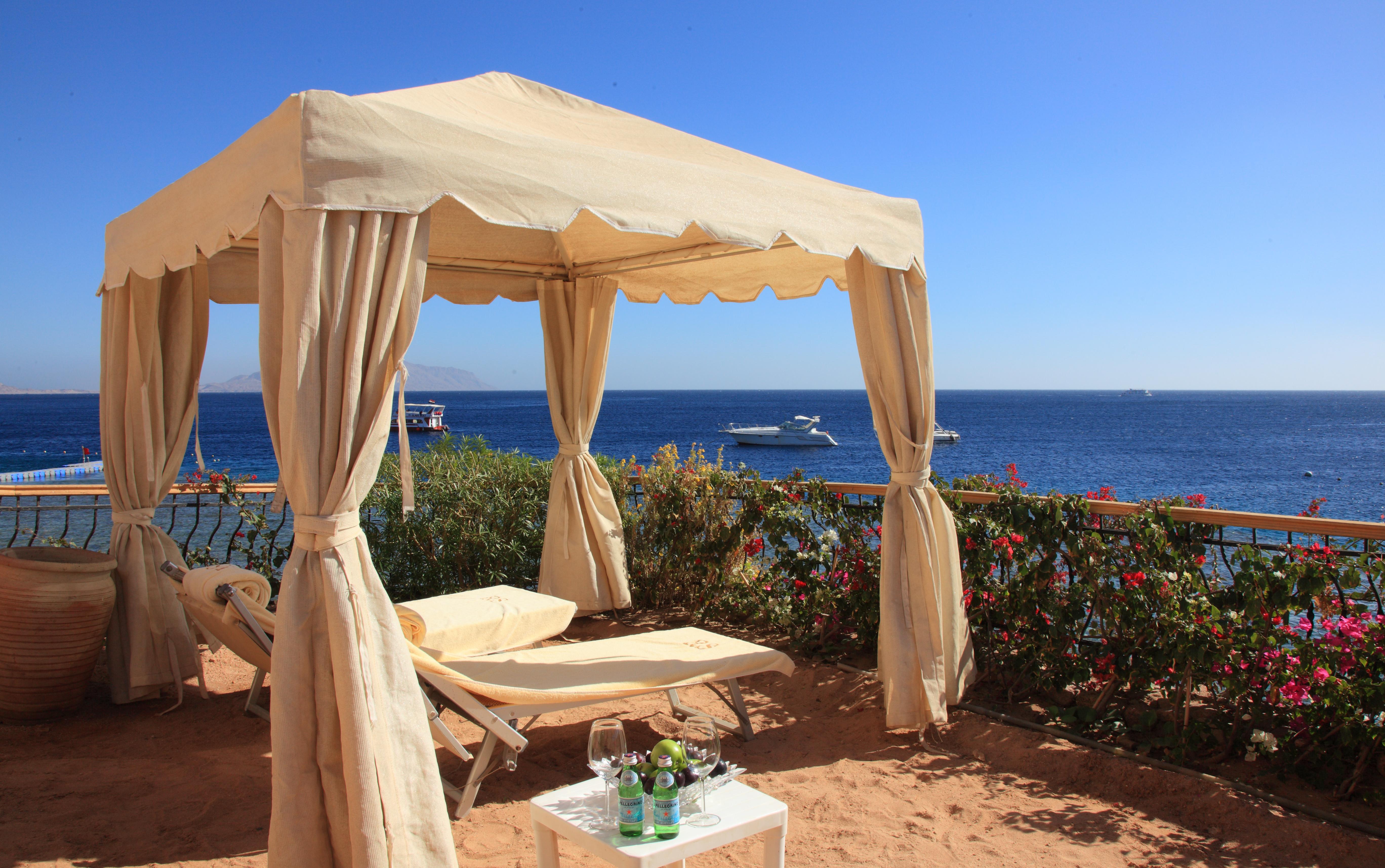 Hotel Royal Savoy Sharm El Sheikh (Adults Only) Esterno foto A beach in Sharm El Sheikh